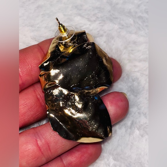 ATTERRI Gold Statement Earrings NEW! - Picture 4 of 7